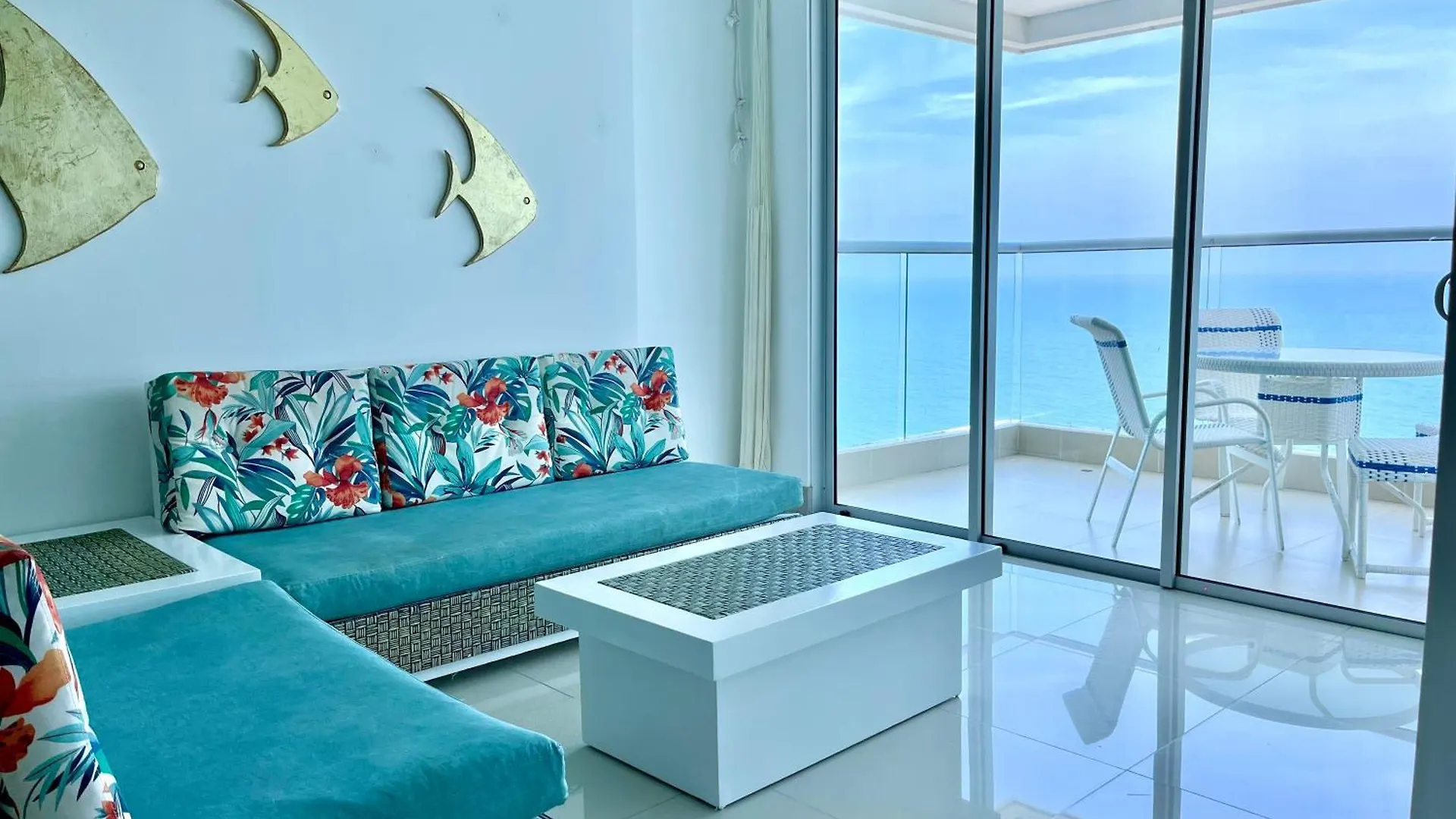 By Calamari Homes - Palmetto Beach 2504 Bocagrande Cartagena
